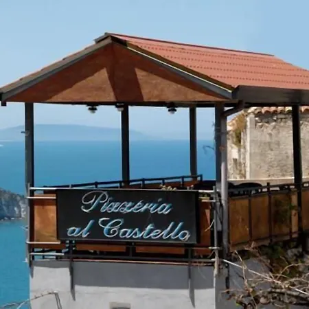 Al Castello Affittacamere 3*