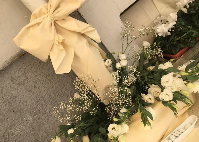 Al Castello بيسْكيتْشّي