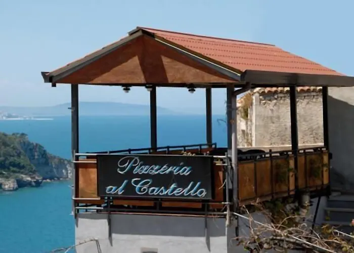 Al Castello بيت ضيافة 3*